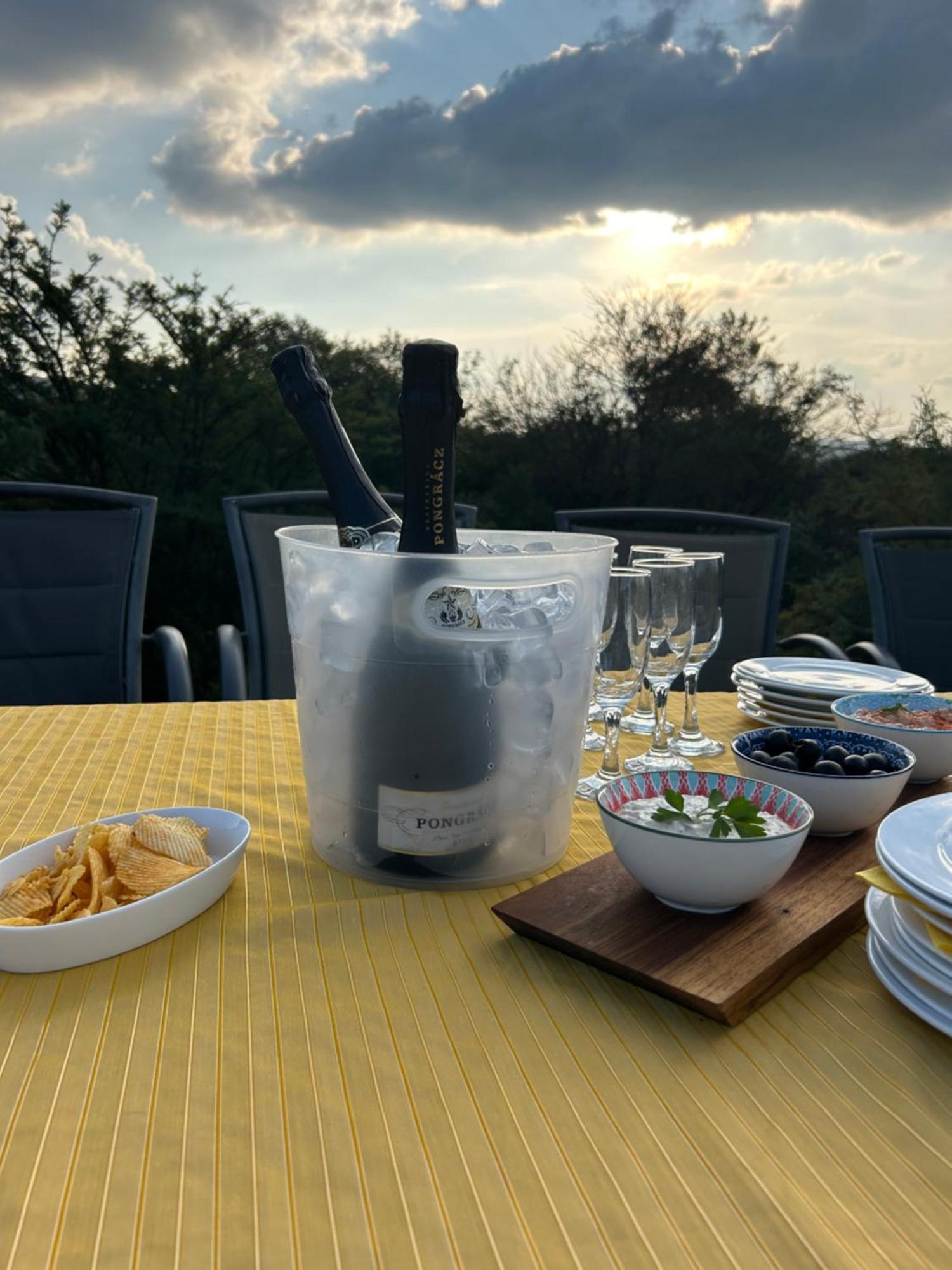 Tidimalo Lodge 勒斯滕堡 外观 照片